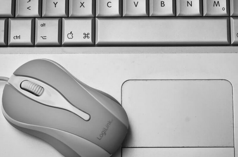 windows 10 lagging mouse