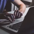 Take a Scrolling Screenshot on Mac